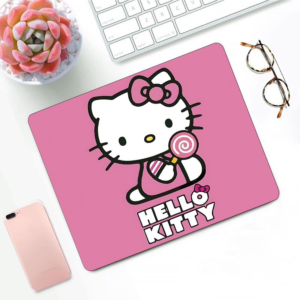 Simpatico anime rosa Hello Kit - Pc Gaming Pink recensione e prezzo